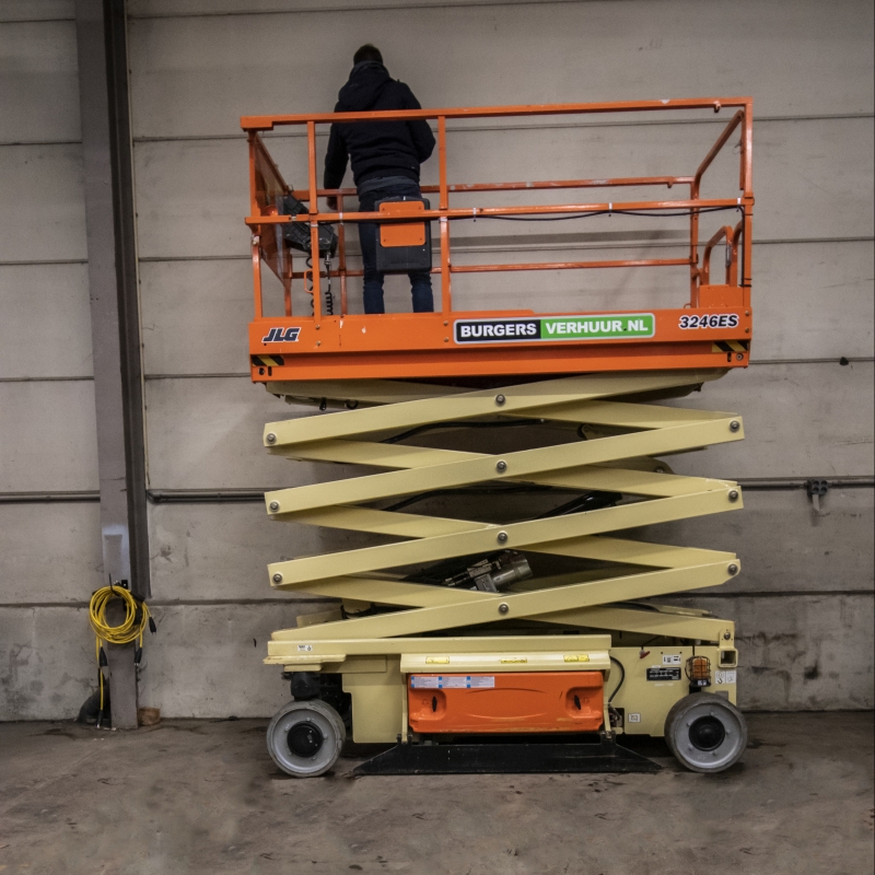 Schaarhoogwerker (E) 12 meter (1,80 mtr)